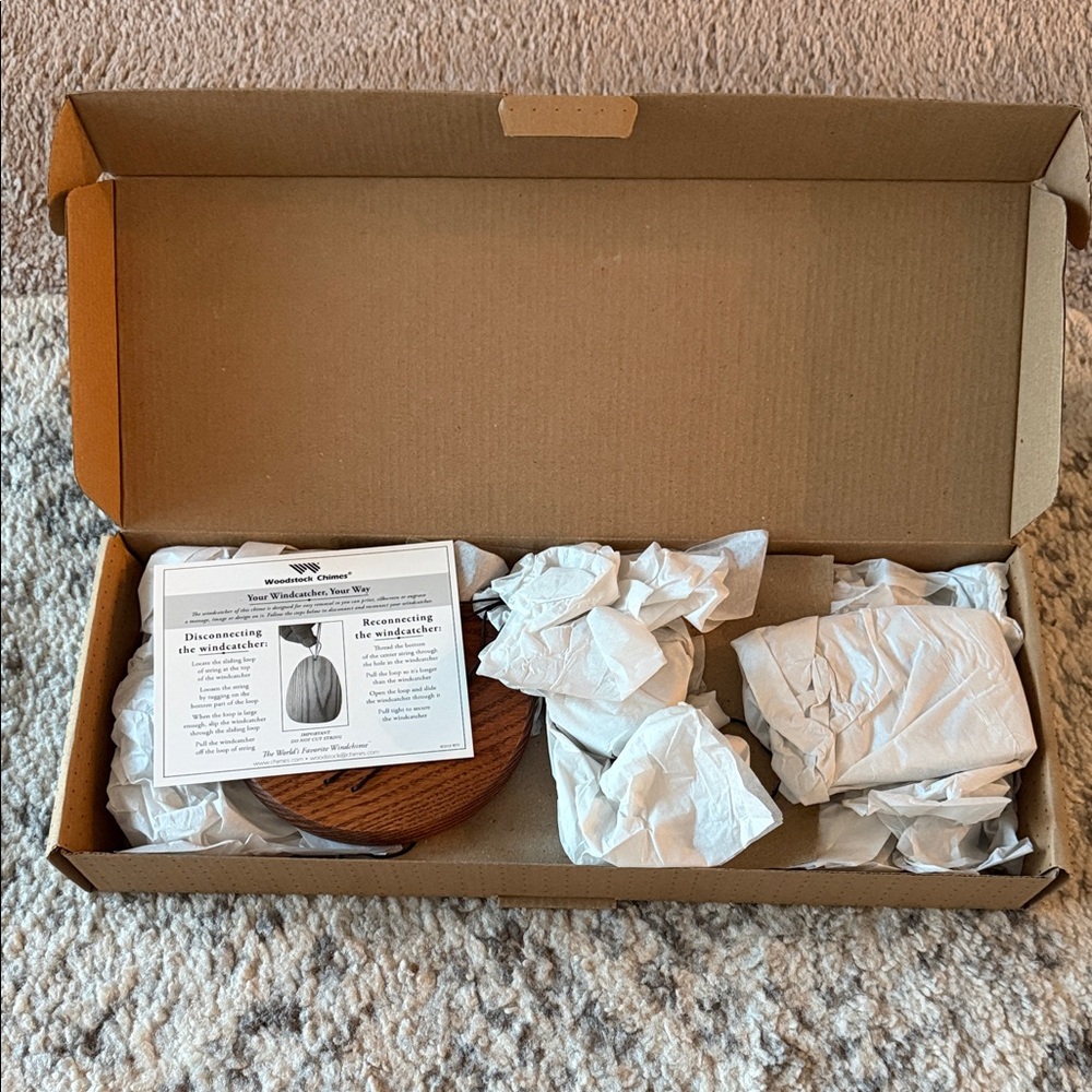 Woodstock Chimes Box - Picture 2 of 2